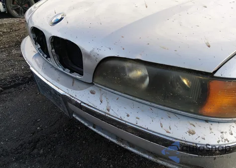 1999 BMW 528Ia из США, поврежденный, VIN WBADM6333XBY26433